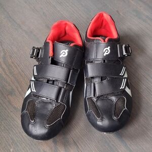 Peloton bike shoes 39 / 9